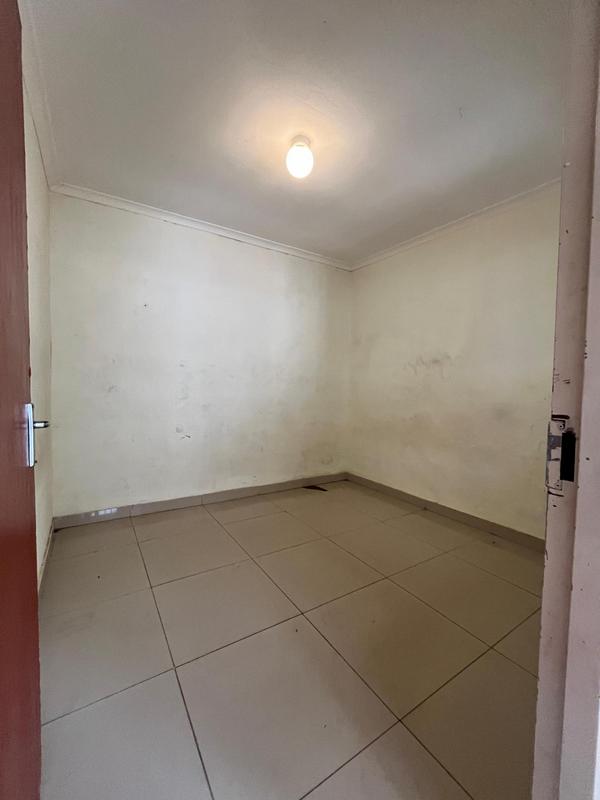 To Let 2 Bedroom Property for Rent in Lombardy East Gauteng