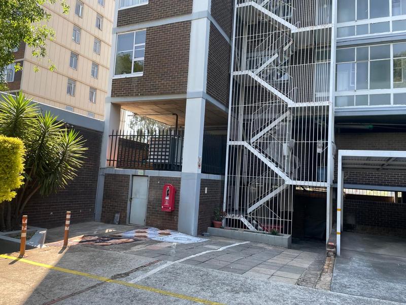 2 Bedroom Property for Sale in Bedford Gardens Gauteng