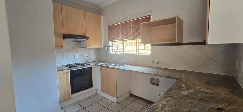 To Let 2 Bedroom Property for Rent in Equestria Gauteng