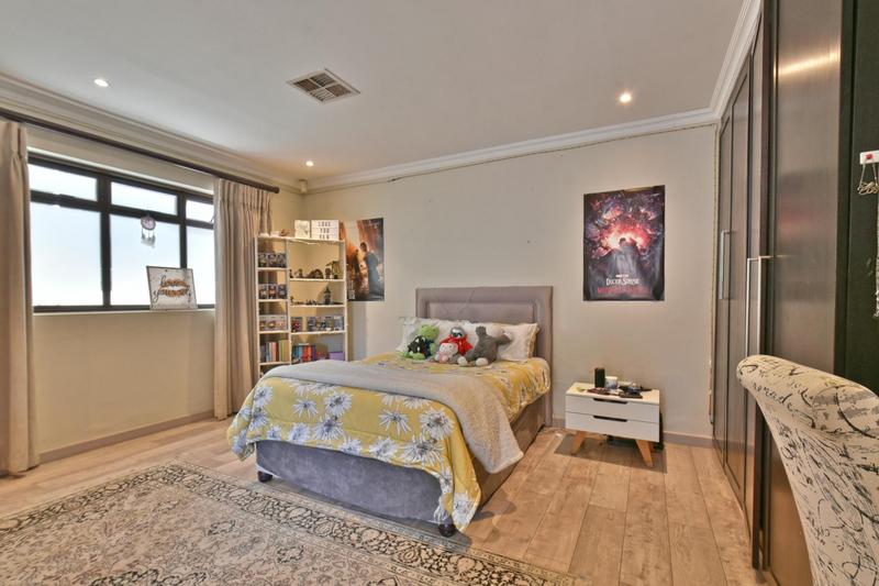 4 Bedroom Property for Sale in Bryanston Gauteng