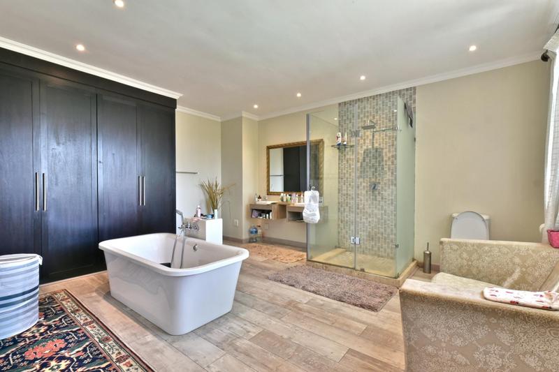 4 Bedroom Property for Sale in Bryanston Gauteng