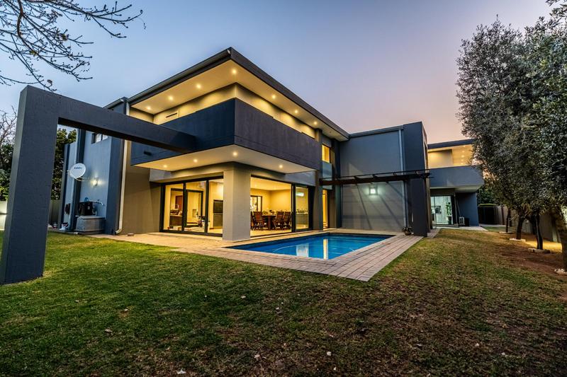 5 Bedroom Property for Sale in Midstream Ridge Gauteng