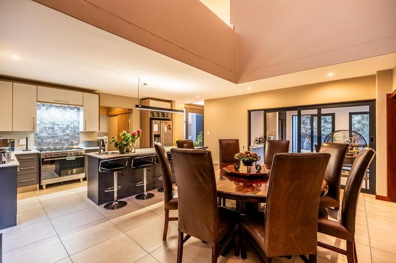 5 Bedroom Property for Sale in Midstream Ridge Gauteng