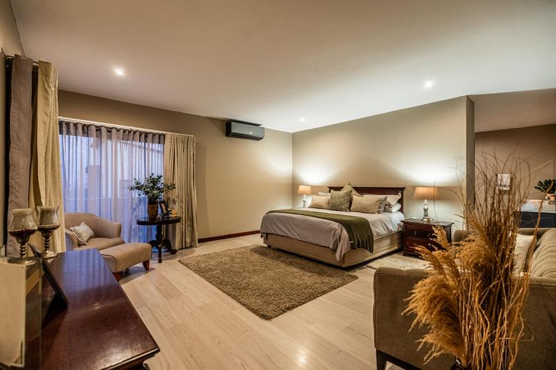 5 Bedroom Property for Sale in Midstream Ridge Gauteng