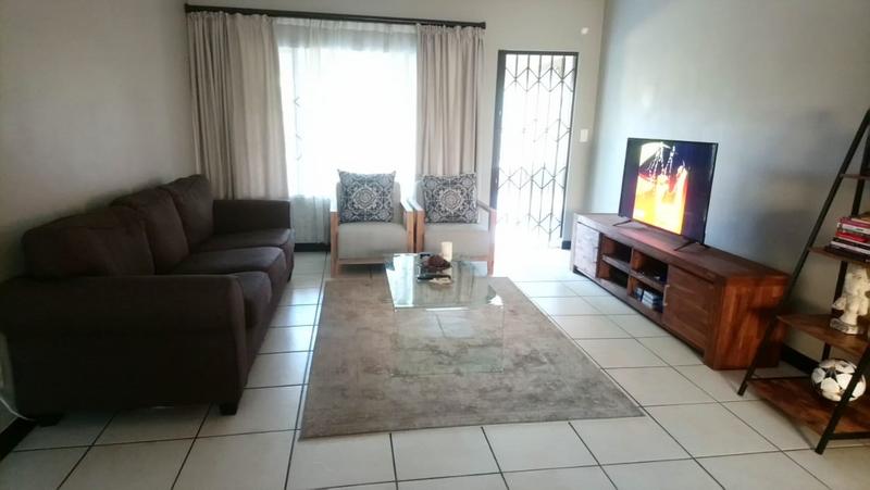 To Let 2 Bedroom Property for Rent in Sunninghill Gauteng