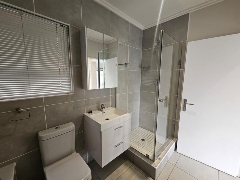 To Let 1 Bedroom Property for Rent in Lonehill Gauteng
