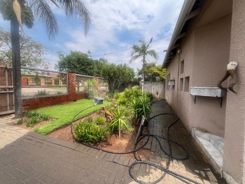 3 Bedroom Property for Sale in Pretoria Gardens Gauteng