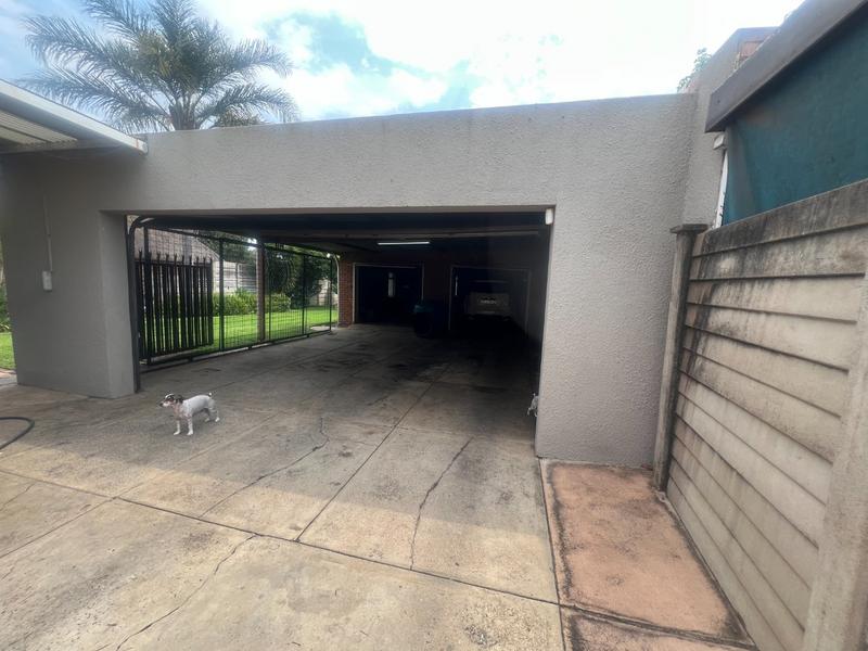 3 Bedroom Property for Sale in Pretoria Gardens Gauteng