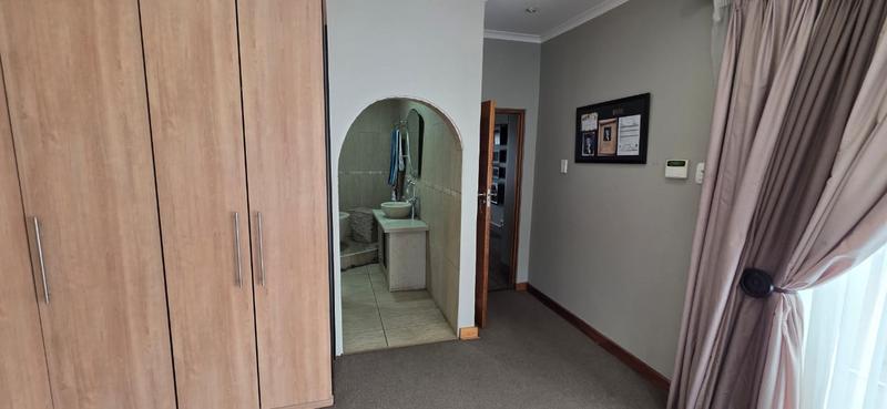 4 Bedroom Property for Sale in Vanderbijlpark SE 4 Gauteng