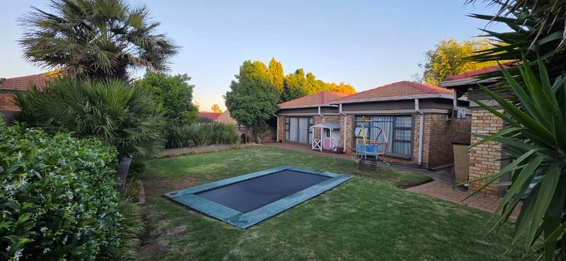 4 Bedroom Property for Sale in Vanderbijlpark SE 4 Gauteng