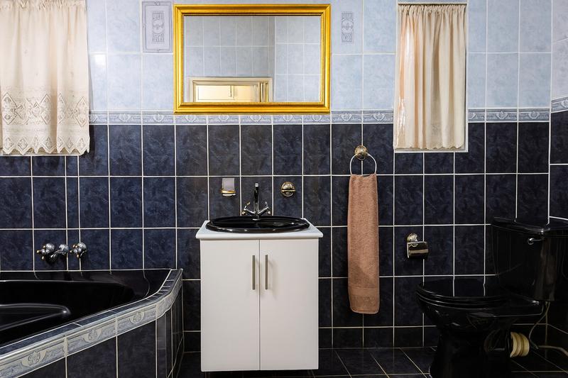 4 Bedroom Property for Sale in Elardus Park Gauteng