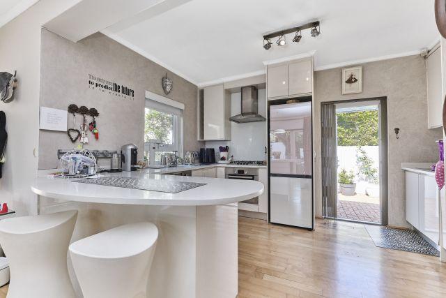 3 Bedroom Property for Sale in Sunninghill Gauteng