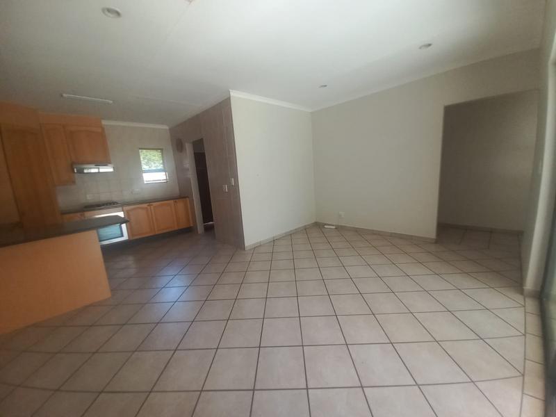 To Let 3 Bedroom Property for Rent in Eldoglen Gauteng