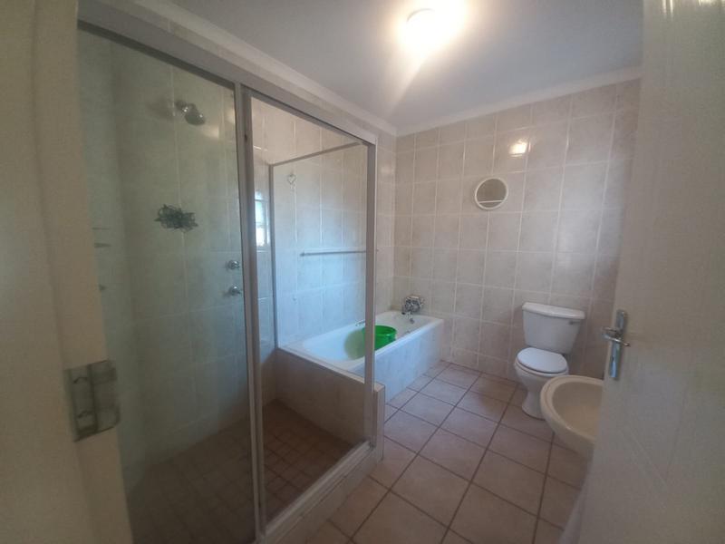 To Let 3 Bedroom Property for Rent in Eldoglen Gauteng