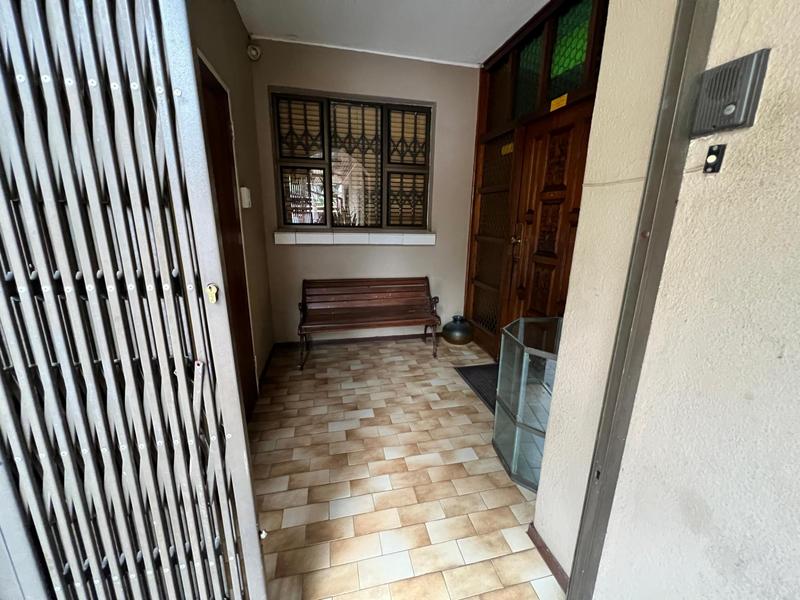 7 Bedroom Property for Sale in Laudium Gauteng