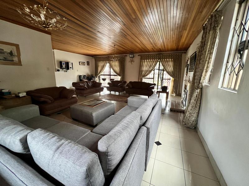 7 Bedroom Property for Sale in Laudium Gauteng