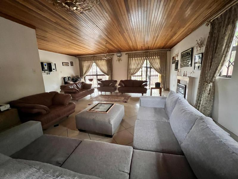 7 Bedroom Property for Sale in Laudium Gauteng
