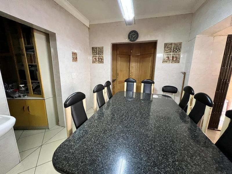 7 Bedroom Property for Sale in Laudium Gauteng