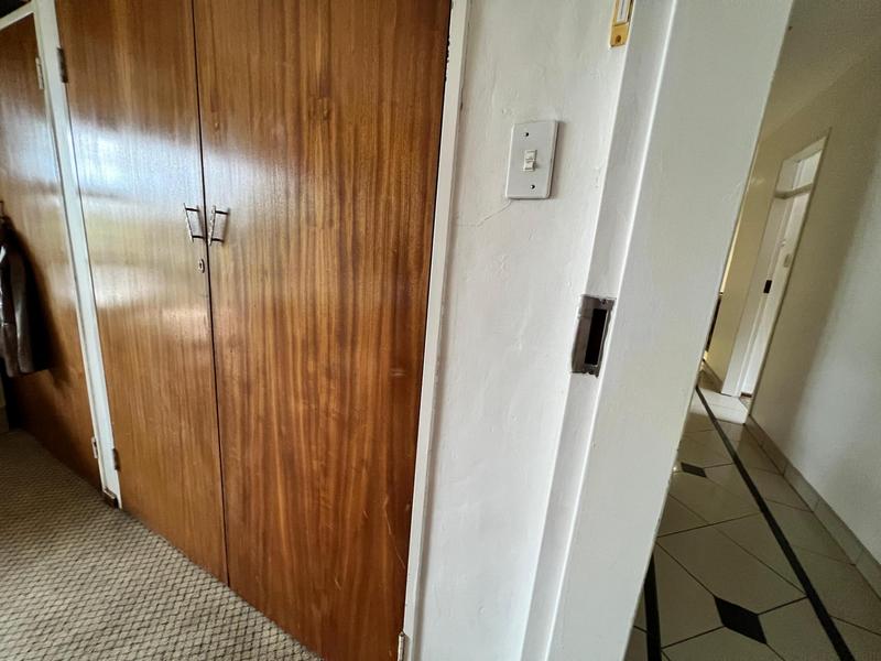 7 Bedroom Property for Sale in Laudium Gauteng