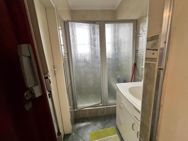 7 Bedroom Property for Sale in Laudium Gauteng