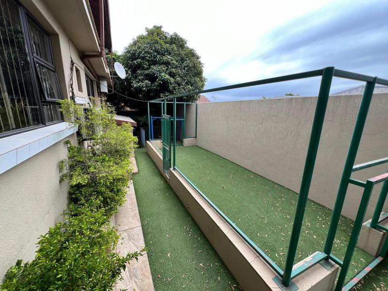 7 Bedroom Property for Sale in Laudium Gauteng