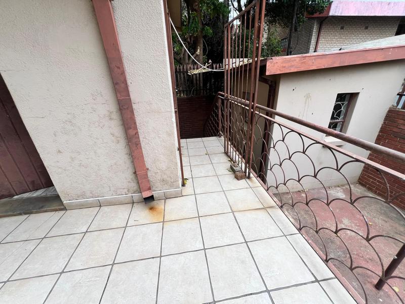 7 Bedroom Property for Sale in Laudium Gauteng