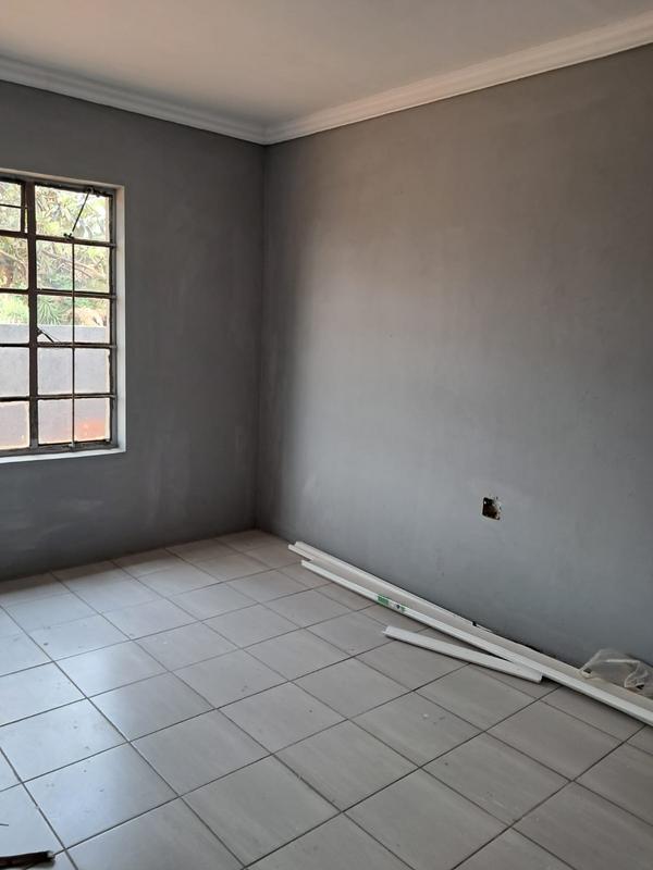 6 Bedroom Property for Sale in Springs Gauteng