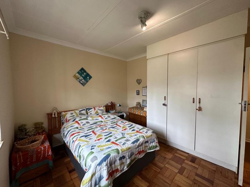 2 Bedroom Property for Sale in Lakeside Gauteng