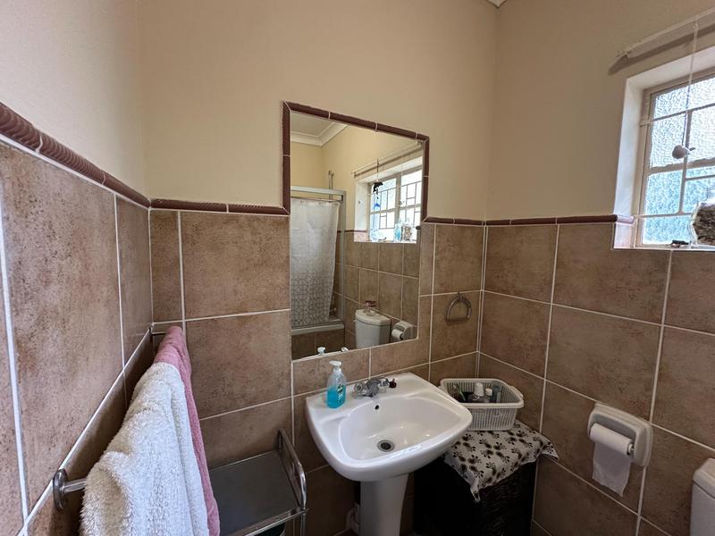 2 Bedroom Property for Sale in Lakeside Gauteng