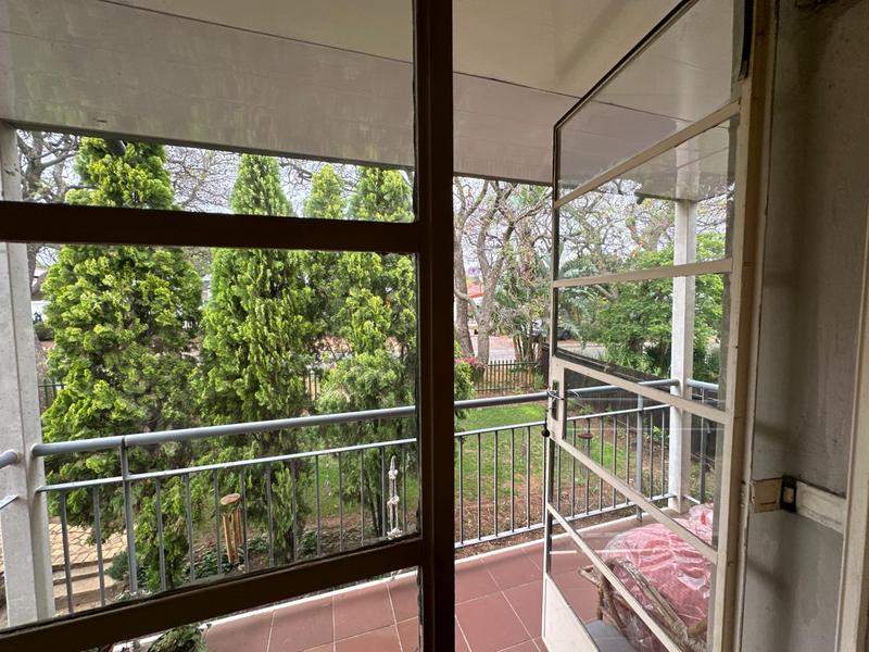 2 Bedroom Property for Sale in Lakeside Gauteng