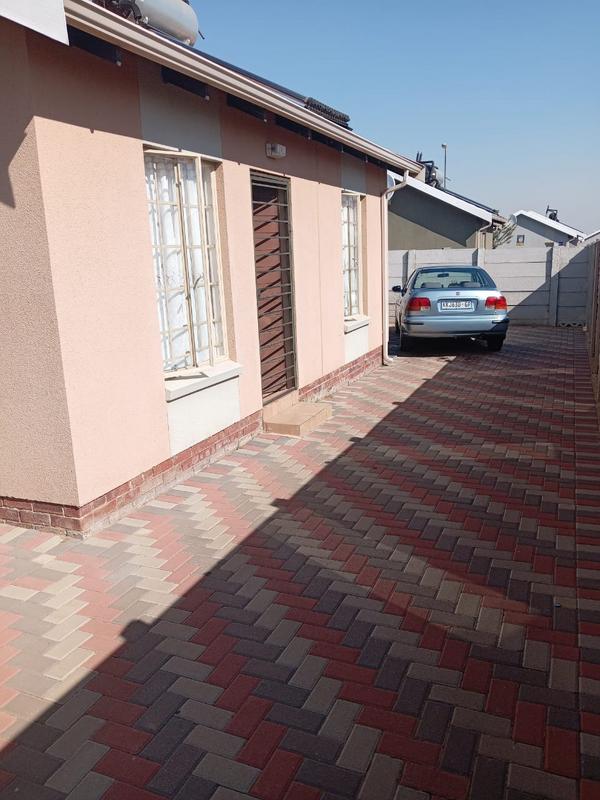 2 Bedroom Property for Sale in Sky City Gauteng