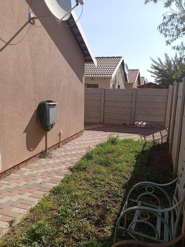 2 Bedroom Property for Sale in Sky City Gauteng