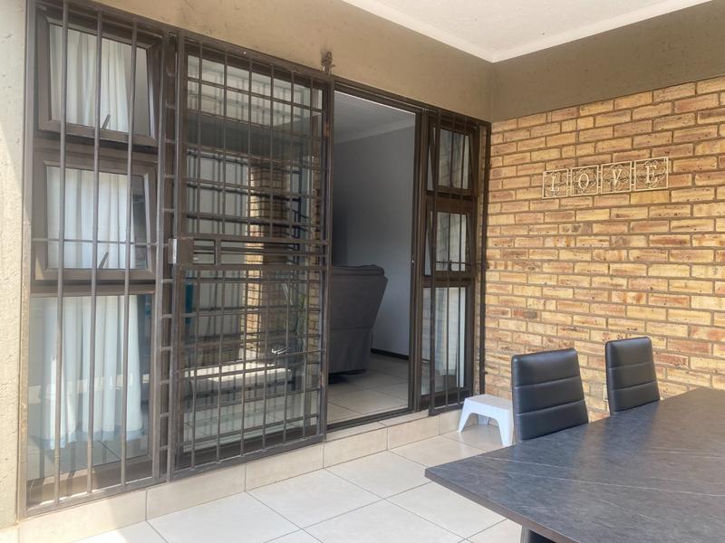 To Let 2 Bedroom Property for Rent in Craigavon Gauteng