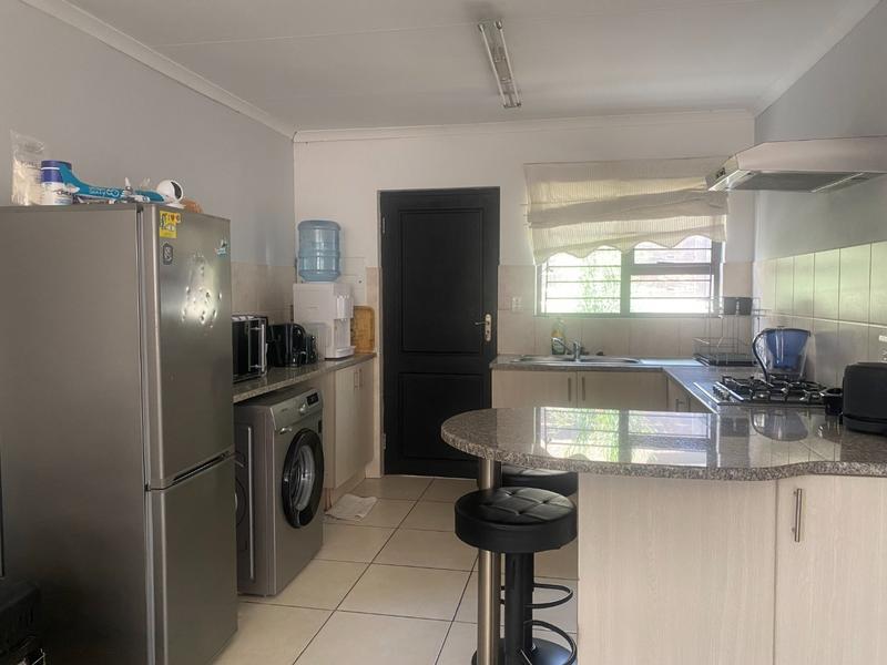To Let 2 Bedroom Property for Rent in Craigavon Gauteng
