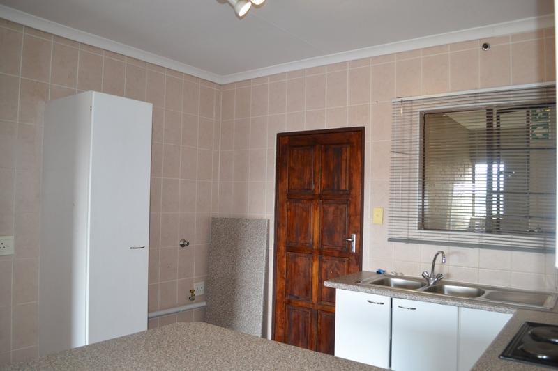To Let 2 Bedroom Property for Rent in Sugar Bush Estate Gauteng