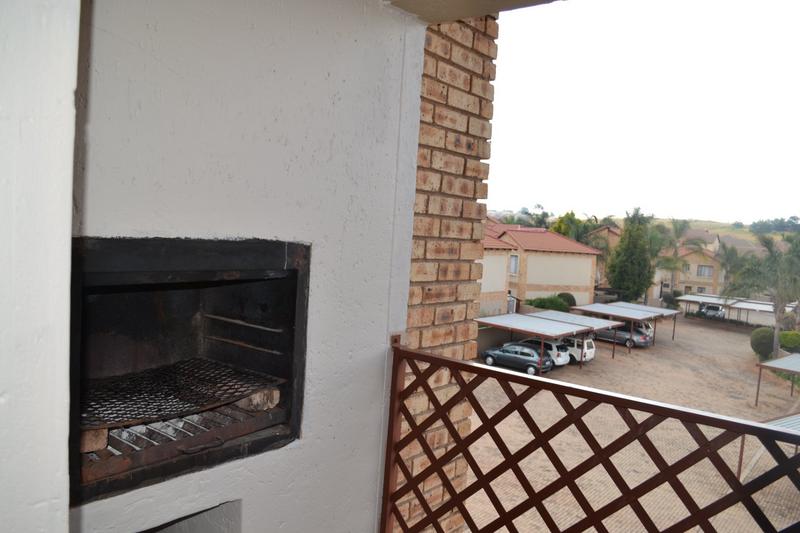 To Let 2 Bedroom Property for Rent in Sugar Bush Estate Gauteng
