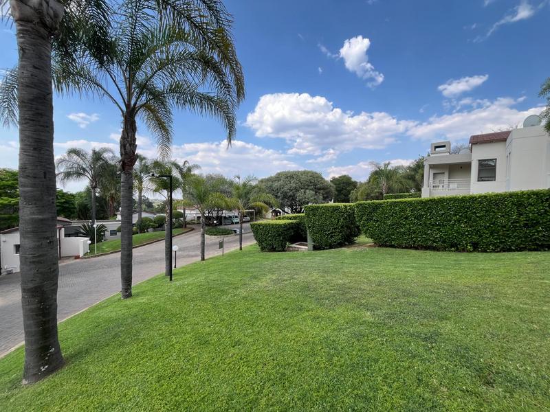 To Let 2 Bedroom Property for Rent in Waterkloof A H Gauteng