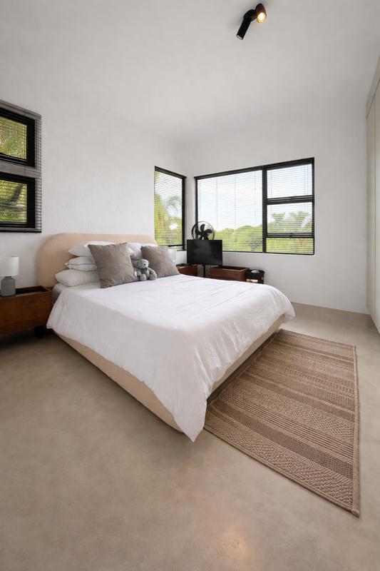 2 Bedroom Property for Sale in Waterkloof A H Gauteng