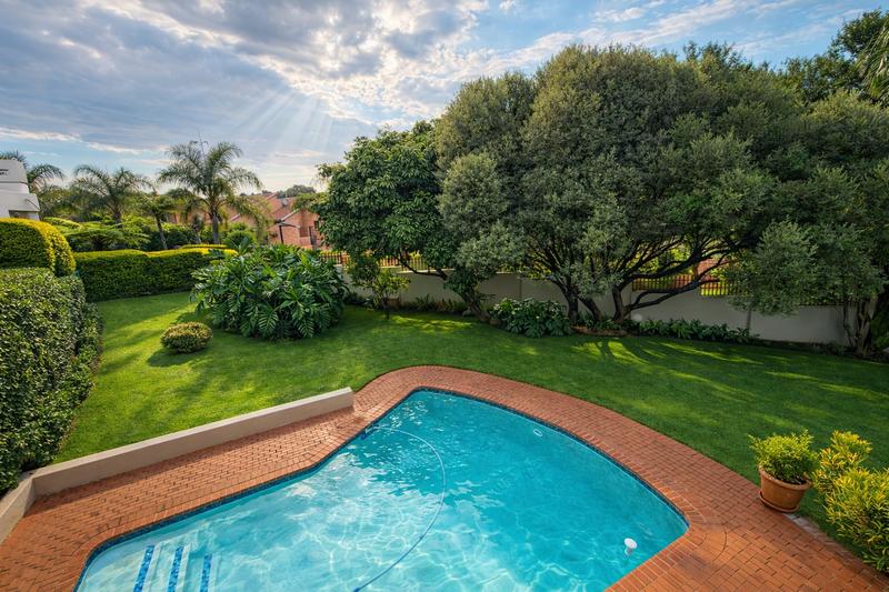 2 Bedroom Property for Sale in Waterkloof A H Gauteng