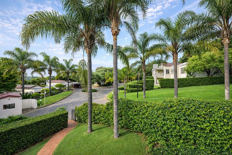 2 Bedroom Property for Sale in Waterkloof A H Gauteng