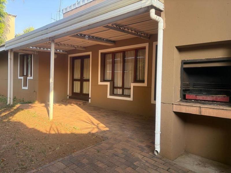 To Let 3 Bedroom Property for Rent in Waterkloof Ridge Gauteng
