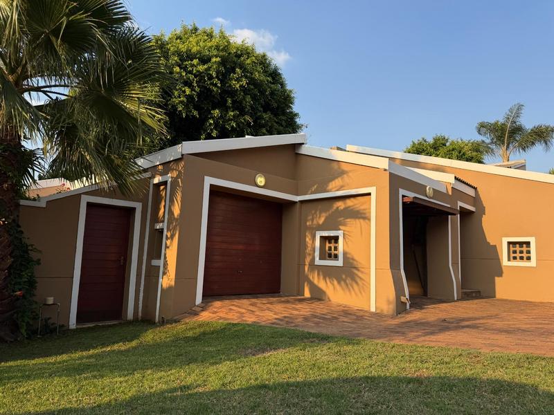 3 Bedroom Property for Sale in Waterkloof Ridge Gauteng