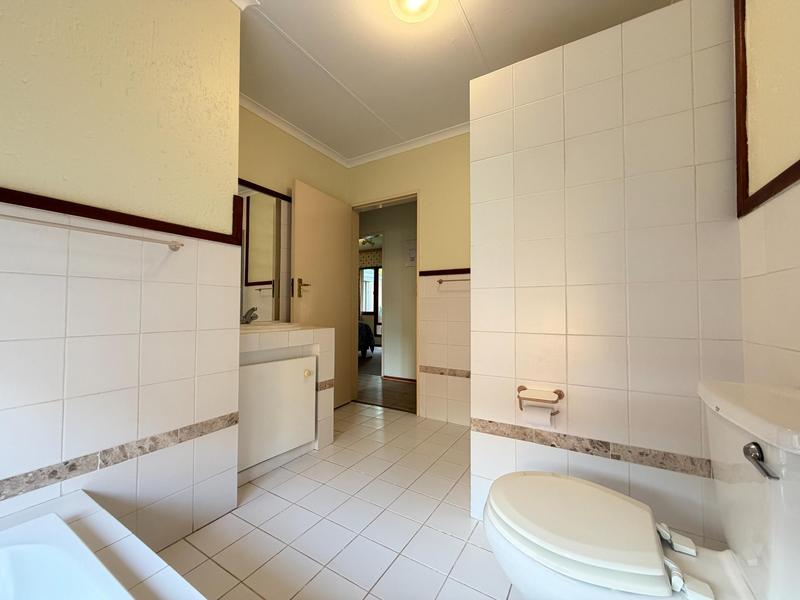 3 Bedroom Property for Sale in Waterkloof Ridge Gauteng