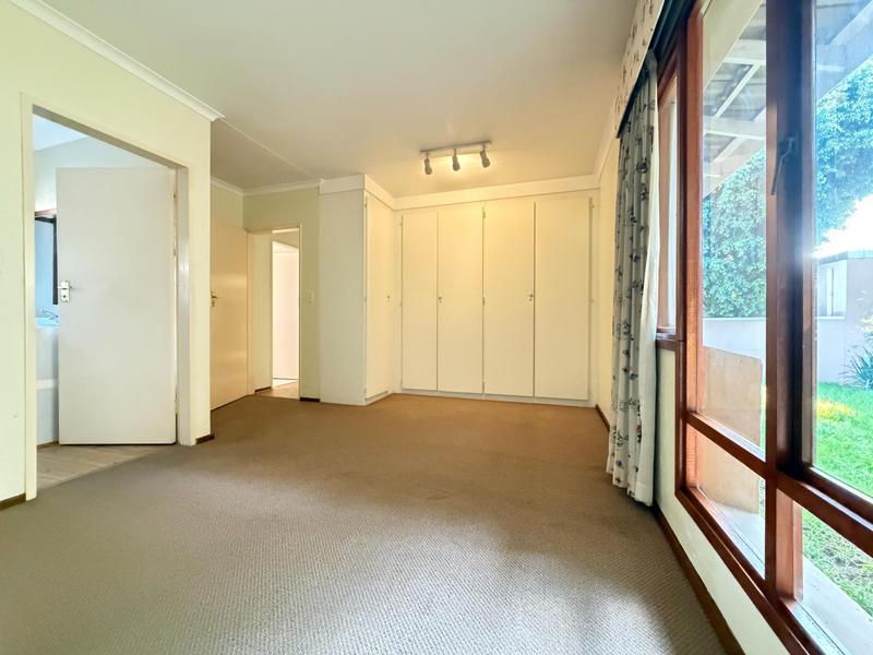 3 Bedroom Property for Sale in Waterkloof Ridge Gauteng