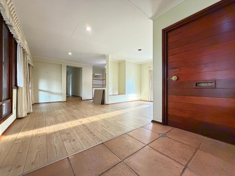 3 Bedroom Property for Sale in Waterkloof Ridge Gauteng