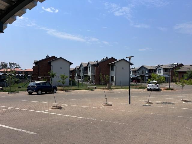To Let 2 Bedroom Property for Rent in Equestria Gauteng