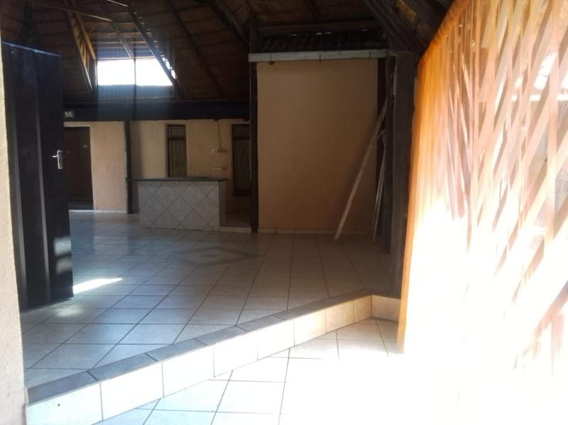 To Let 3 Bedroom Property for Rent in Roodia Gauteng