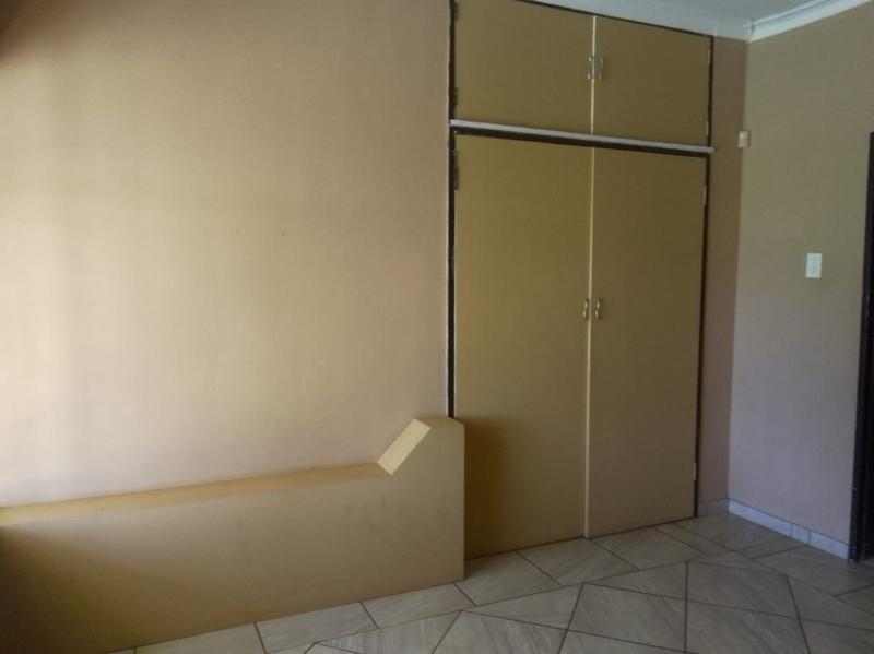 To Let 3 Bedroom Property for Rent in Roodia Gauteng