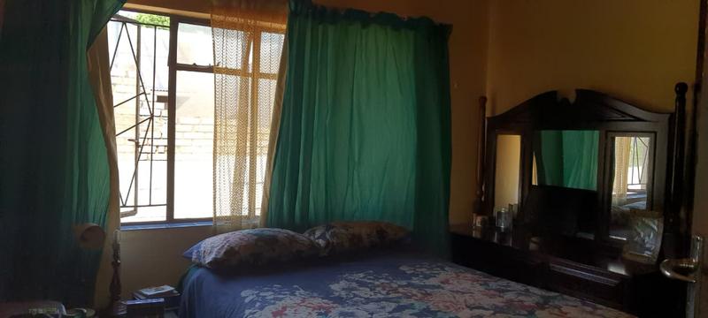5 Bedroom Property for Sale in Pretoria Gardens Gauteng