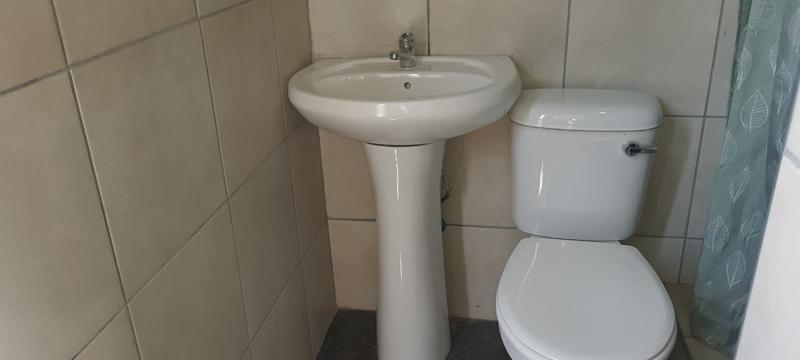 5 Bedroom Property for Sale in Pretoria Gardens Gauteng